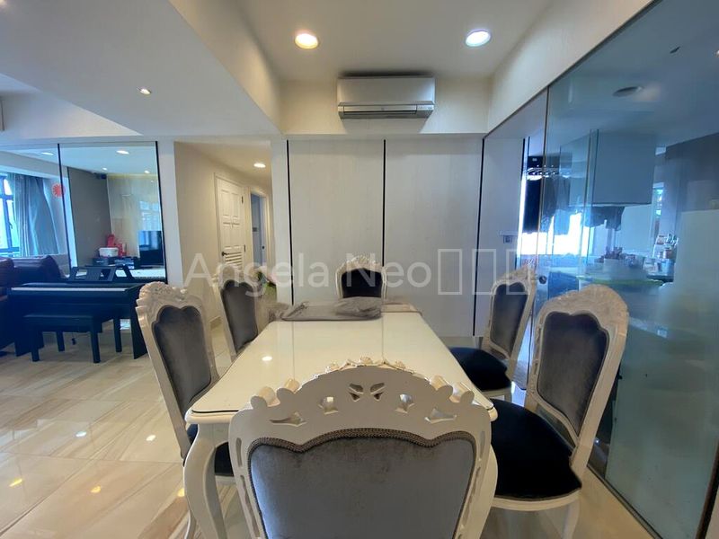 3 Bed Condo for Rent in  Mirage Tower - Image 11